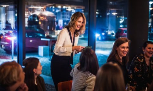 Świąteczny prezent od serca dla pracowników, czyli jaki?