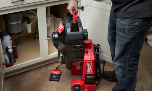 NY, KRAFTIG AVLØPSRENSER PÅ 18V BATTERI – MILWAUKEE® M18 FUEL™ SWITCH PACK