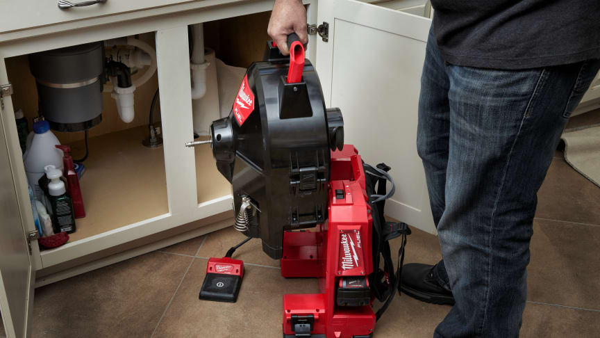 NY, KRAFTIG AVLØPSRENSER PÅ 18V BATTERI – MILWAUKEE® M18 FUEL™ SWITCH PACK