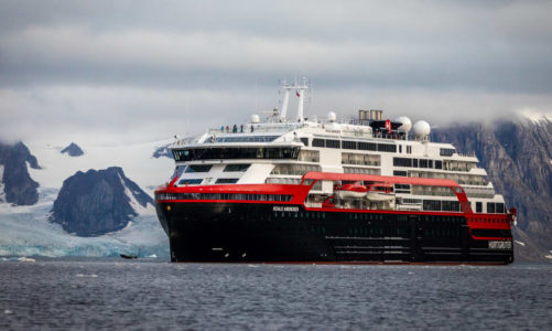 ​Hurtigruten starter hybrid-seilinger rundt Svalbard